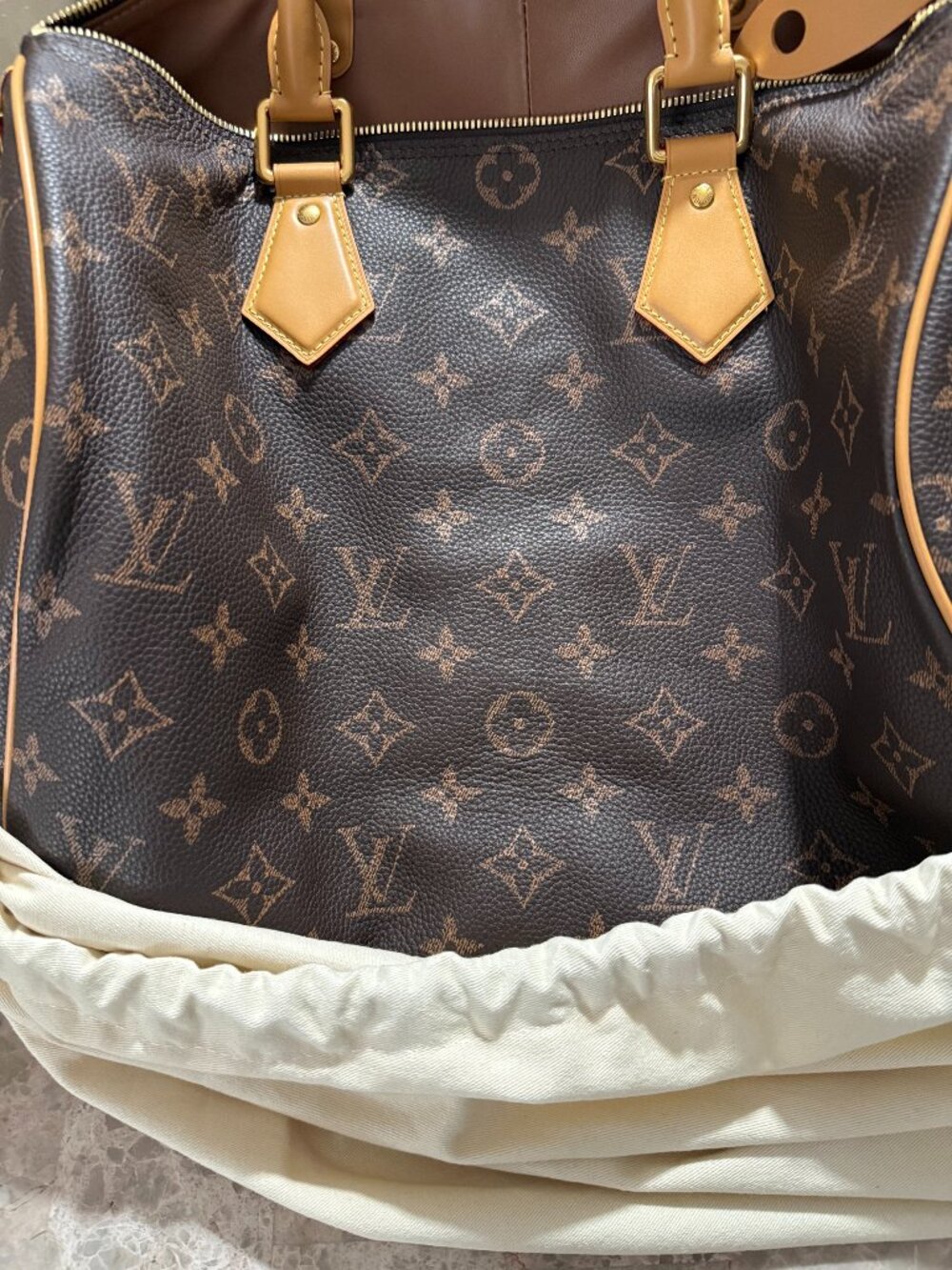 STUNNING GENUINE Calfskin Brown Fashion Monogram Satchel w/Pouch & Dustbag! 40cm